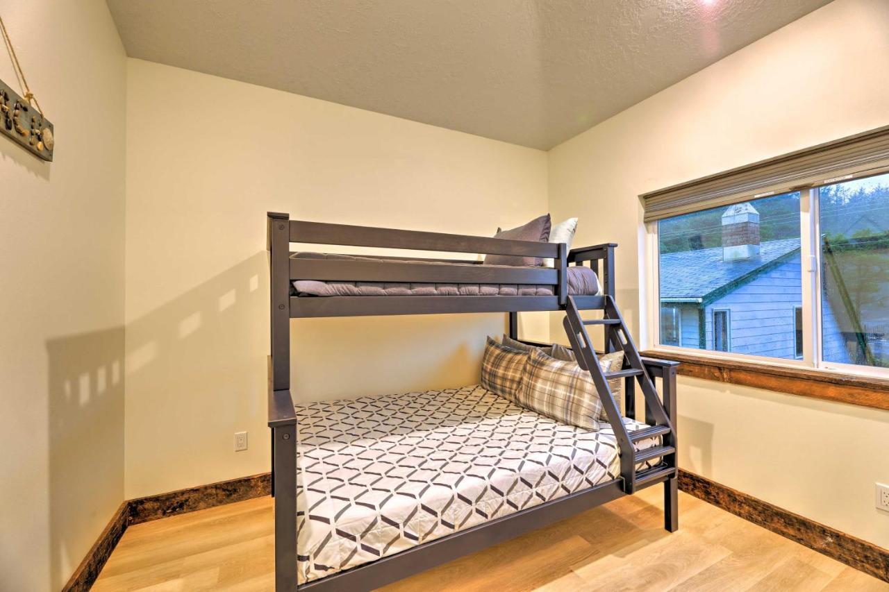 Sanderling Sea Cottages, Unit 5 With Ocean Views! Уолдпорт Екстериор снимка